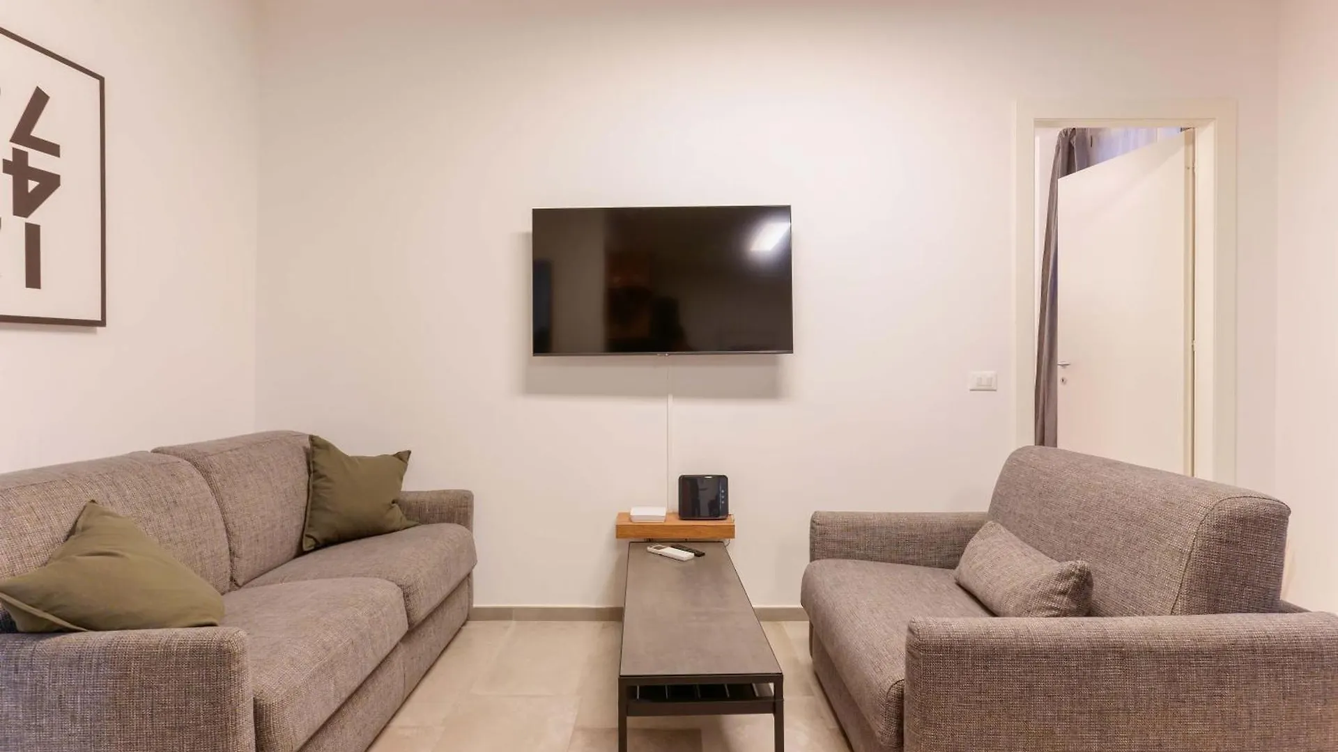 Sette Chiese Apartments Bologna 0*,