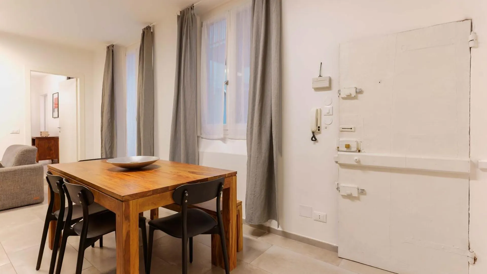 Sette Chiese Apartments Bologna 0*,
