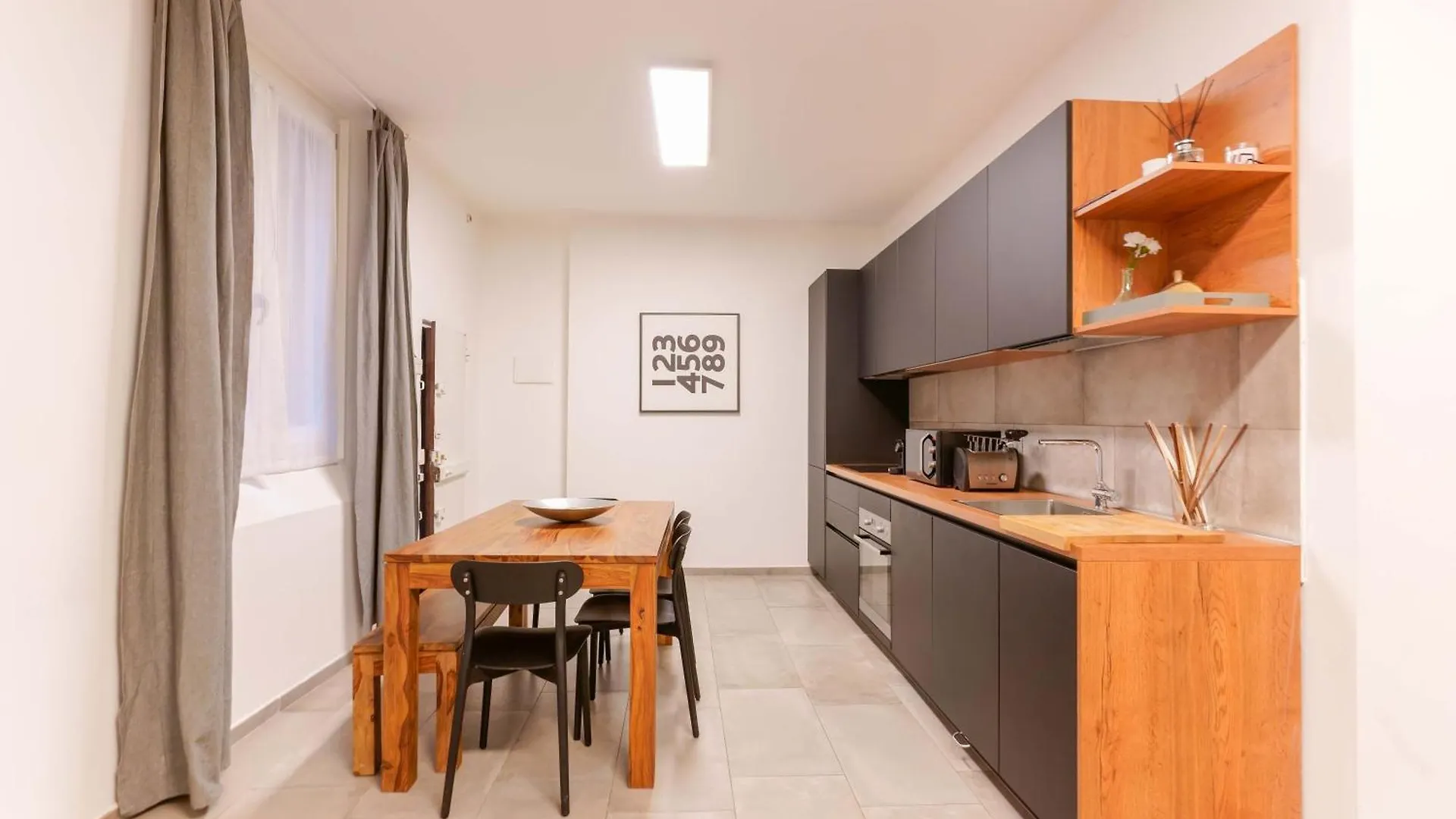 Sette Chiese Apartments Bologna 0*,